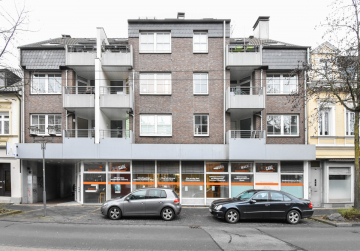 Besonder Fläche für Büro oder Praxis perfekt gelegen in Solingen-Wald.TEILBAR!, 42657 Solingen, Bürohaus