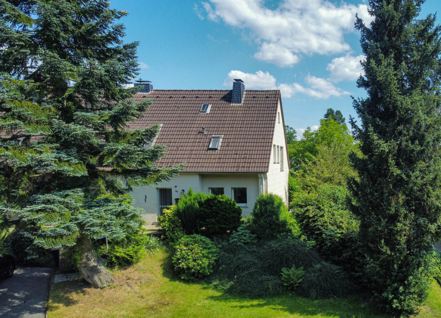 Titelbild - ERBPACHT! Solingen-Gräfrath. Viel Potenzial. Charmantes Einfamilienhaus mit Rundum Grün.