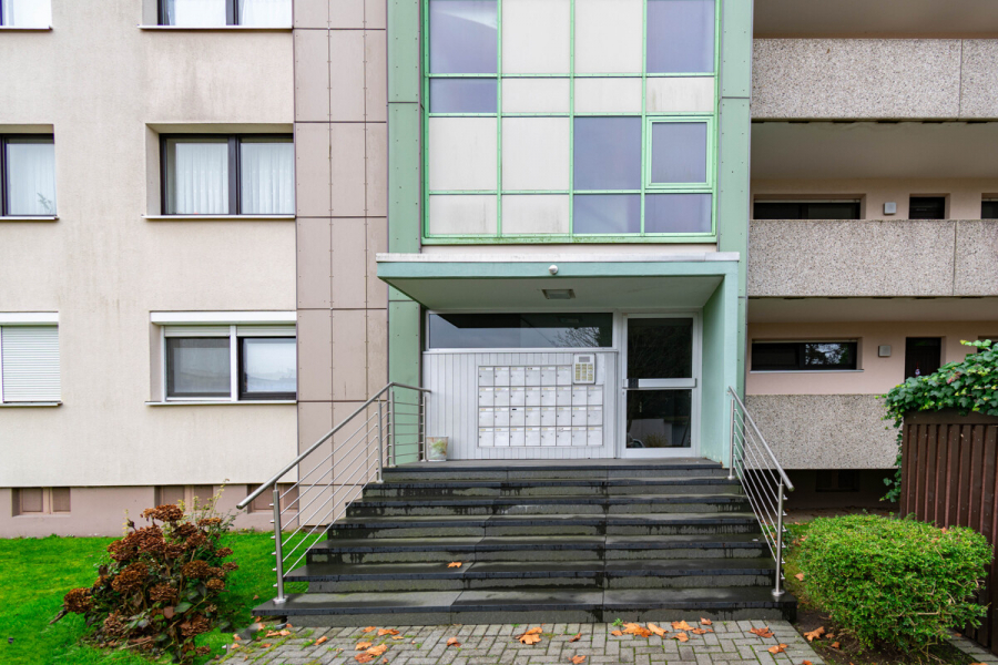 Eingangsbereich - Hilden. Barrierearm. Schöne Zwei-Zimmer-Wohnung mit Garten.