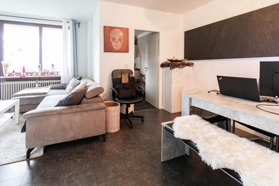 Wohnen/Essen - Hilden. Barrierearm. Schöne Zwei-Zimmer-Wohnung mit Garten.