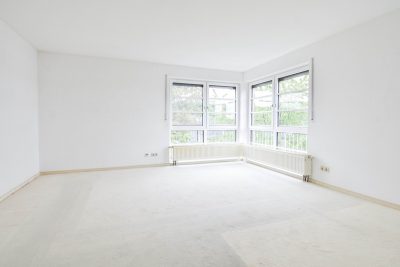 Charmante 2-Zimmer-Wohnung mit 63 m² und Tiefgaragenstellplatz, 42489 Wülfrath, Dachgeschosswohnung