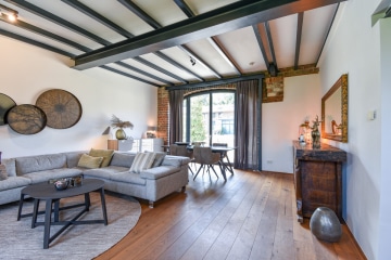 Unikat im Neu Engeldorfer Hof. Besonderes Wohnen im Pferdestall., 50997 Köln, Maisonettewohnung