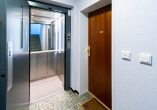 Solingen-Wald. Solide Eigentumswohnung. Attraktiver Grundriss auf 75m². - Ansicht Aufzug