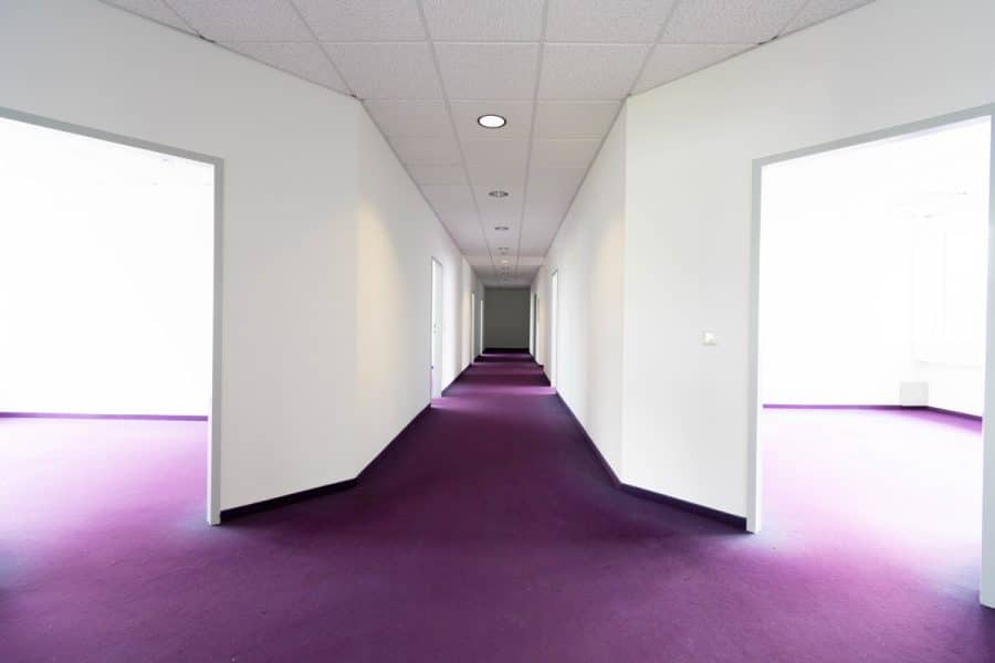 Ihr neues Büro mit 307 m² im 2. OG im Düsseldorfer Süden! - Bürogang vorne