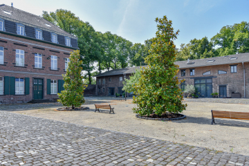 Unikat mit Charakter. Attraktive Maisonette im Neu Engeldorfer Hof., 50997 Köln, Maisonettewohnung