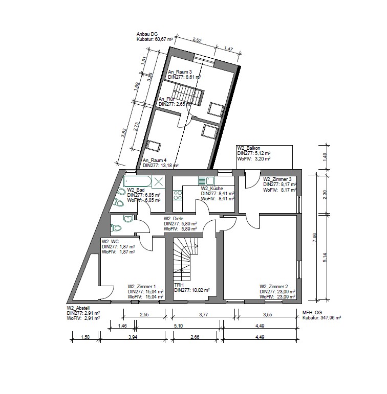 Obergeschoss - Ohligs. Vielseitiges Dreifamilienhaus mit Altbaucharme und Ausbauoptionen.
