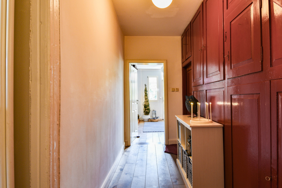 Diele - Charme und moderner Komfort. Saniertes Fachwerk-Denkmal.