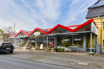 Repräsentative Gewerbefläche mit hoher Sichtbarkeit und vielseitiger Nutzung in zentraler Lage., 42719 Solingen, Ladenlokal