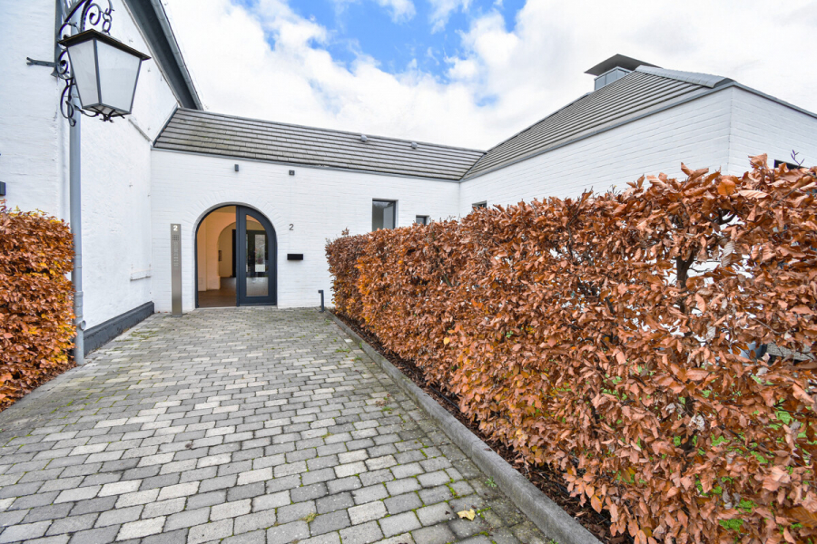 Eingang Gut Heyenbaum - Historischer Charme trifft modernen Wohnkomfort – Stilvolle Maisonette im Denkmal Gut Heyenbaum