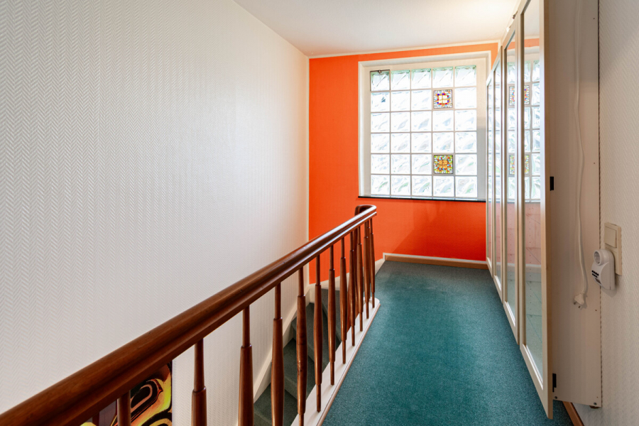 DG Flur - Vielseitiges Einfamilienhaus mit Raum zur Entfaltung – Ideal für Familien und Mehrgenerationenwohnen