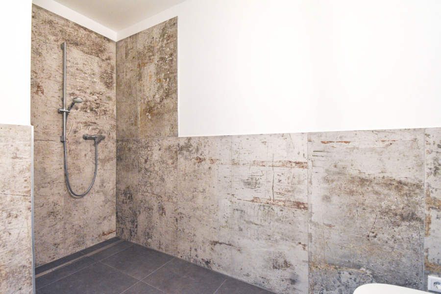 Badezimmer - Erstbezug: Moderne 3-Zimmer-Wohnung in ruhiger Innenstadtlage