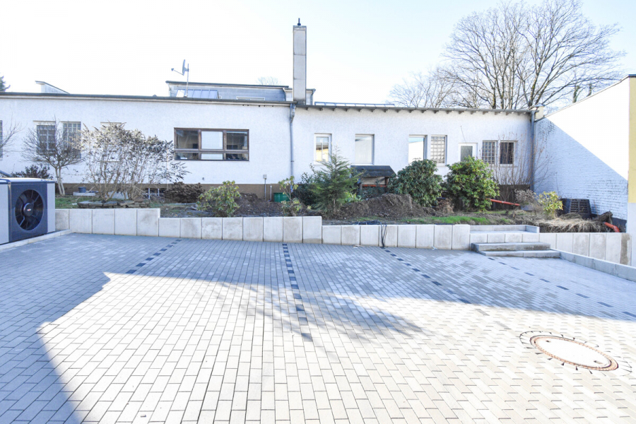 Stellplatz - Erstbezug: Moderne 3-Zimmer-Wohnung in ruhiger Innenstadtlage