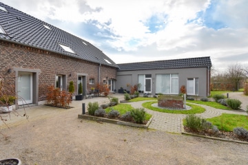 Modernes Wohnen im Denkmal mit Einbauküche und Garten in Rheinberg, 47495 Rheinberg, Maisonettewohnung