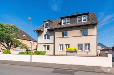 Großzügiges Wohnhaus mit flexibler Nutzung im Zentrum von Langenfeld., 40764 Langenfeld, Mehrfamilienhaus