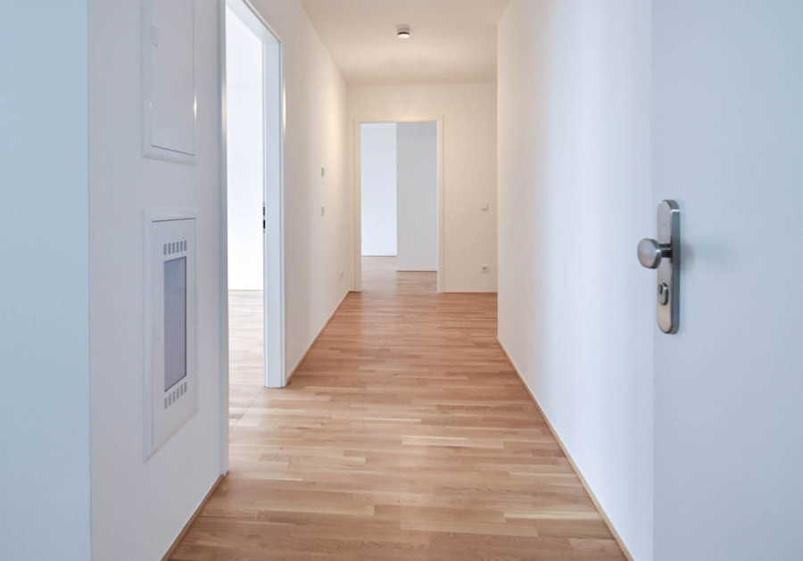 Flur - Zentral gelegene 3-Zimmer-Erdgeschosswohnung mit kleinem Garten im O-Quartier.