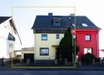 Fünf Zimmer. Doppelhaushälfte mit Potenzial in Leverkusen-Bürrig. - Startbild Homepage