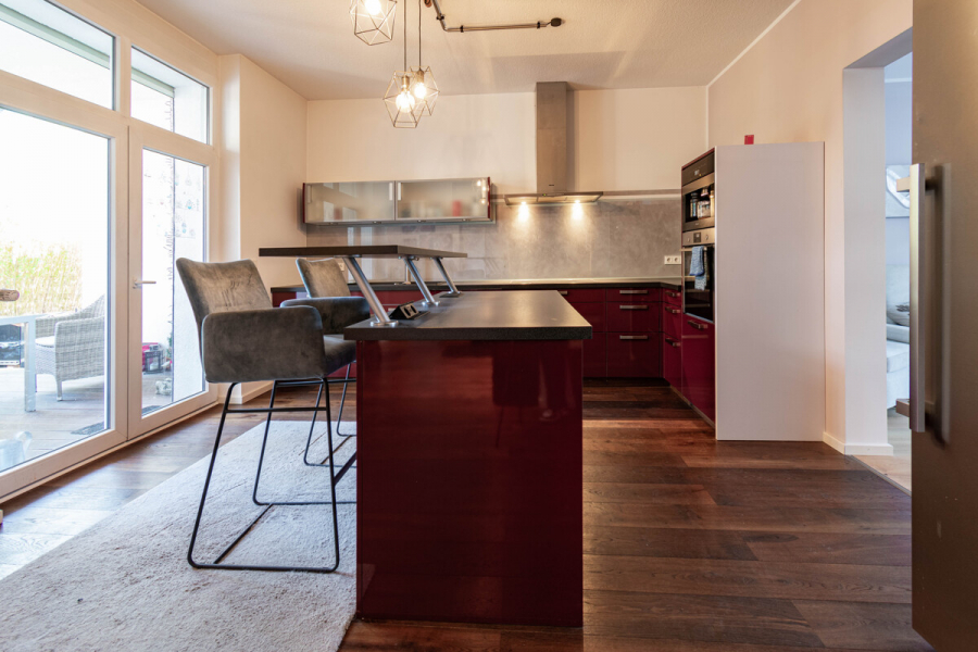 Kochen - Ohligs. Stilvoll wohnen mit Geschichte und Zukunft – Garten, Sauna und exklusive Ausstattung