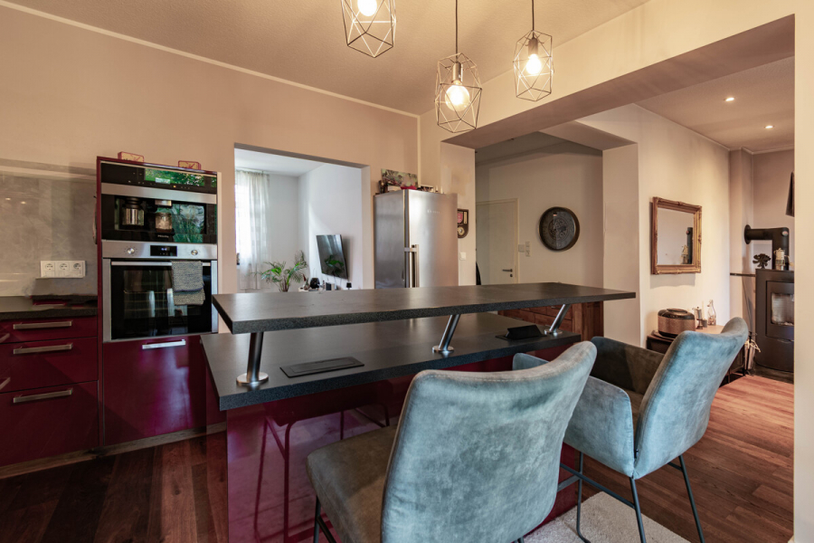 Kochen - Ohligs. Stilvoll wohnen mit Geschichte und Zukunft – Garten, Sauna und exklusive Ausstattung