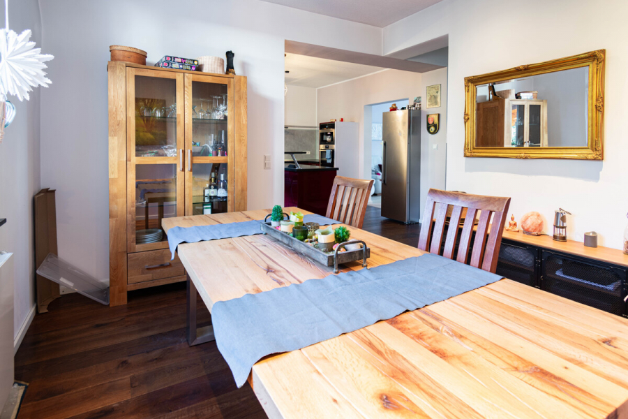 Essen - Ohligs. Stilvoll wohnen mit Geschichte und Zukunft – Garten, Sauna und exklusive Ausstattung