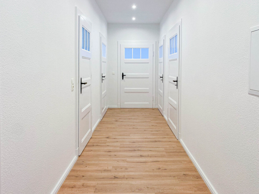 Diele - Gohlis. Vier-Zimmer-Wohnung. Erstbezug nach Modernisierung.