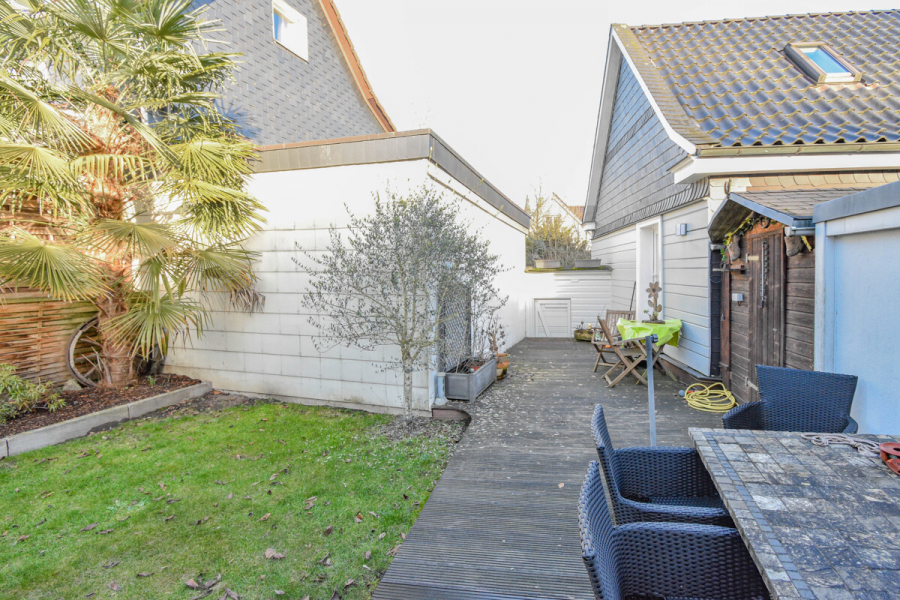 Garten - Denkmalgeschütztes Fachwerkjuwel im Herzen von Gräfrath – ruhig gelegen & modernisiert