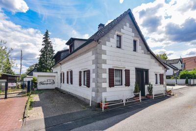 Kleinod für Liebhaber – charmantes Fachwerkhaus mit viel Potenzial in grüner Wohnlage, 42699 Solingen, Einfamilienhaus
