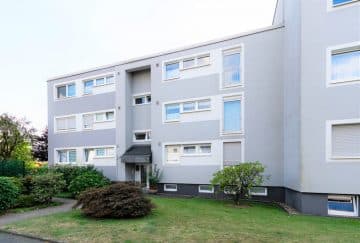Kapitalanlage oder Eigennutzung. Freundliche 3-Zimmer-Wohnung mit Süd-Balkon., 42651 Solingen, Etagenwohnung
