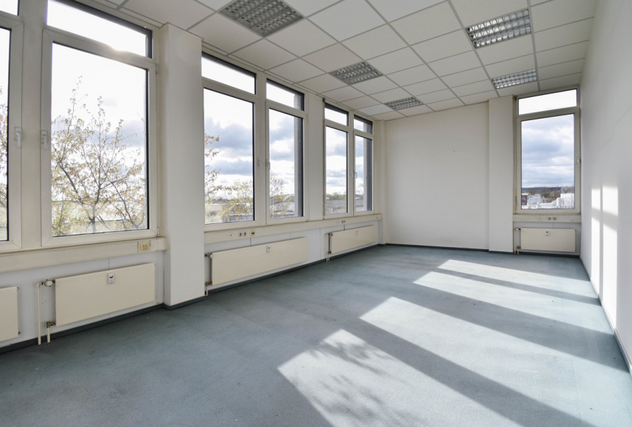 2. OG Besprechung - Zwei komplette Büroetagen mit 1.032m² perfekt angebunden in Ratingen für Ihre erfolgreiche Zukunft.