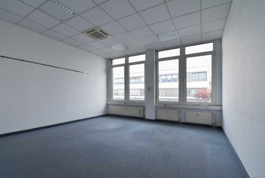 1. OG Bsp. Büro 2 - Zwei komplette Büroetagen mit 1.032m² perfekt angebunden in Ratingen für Ihre erfolgreiche Zukunft.