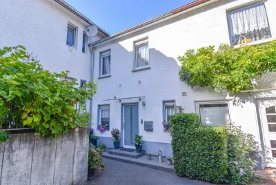 Maisonettewohnung mit Hauscharakter und ca. 118 m² Wohnfläche in der Solinger Südstadt., 42659 Solingen, Maisonettewohnung