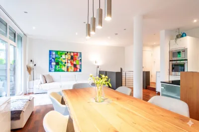 Hochwertige Maisonettewohnung mit Garten und Terrasse. 3 Zimmer. 106 m²., 42653 Solingen, Maisonettewohnung