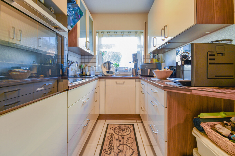 Kochen - Drei-Zimmer-Wohnung mit Terrasse in zentraler Lage von Solingen-Ohligs – attraktiv vermietet