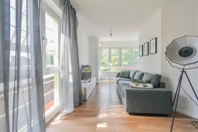 Modern wohnen in heller 2-Zimmer-Wohnung mit Aufzug, 42653 Solingen, Etagenwohnung