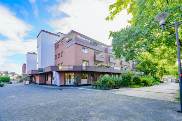 Großzügige Eigentumswohnung mit Loggia und Tiefgarage – barrierefrei wohnen im Herzen von Langenfeld, 40764 Langenfeld, Etagenwohnung