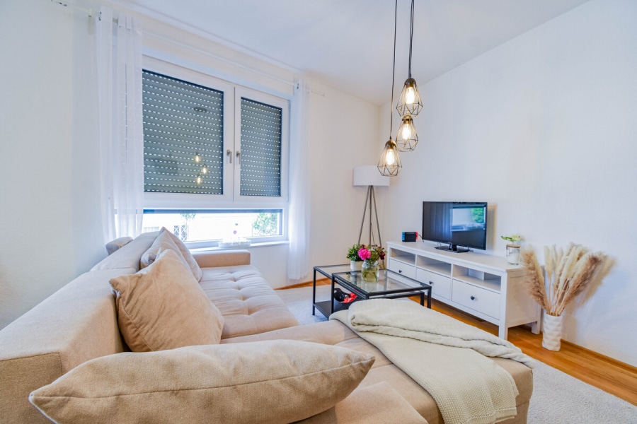 O-Quartier. Hochwertige 2-Zimmer-Wohnung mit Balkon in Solingen-Ohligs. - Photo 2