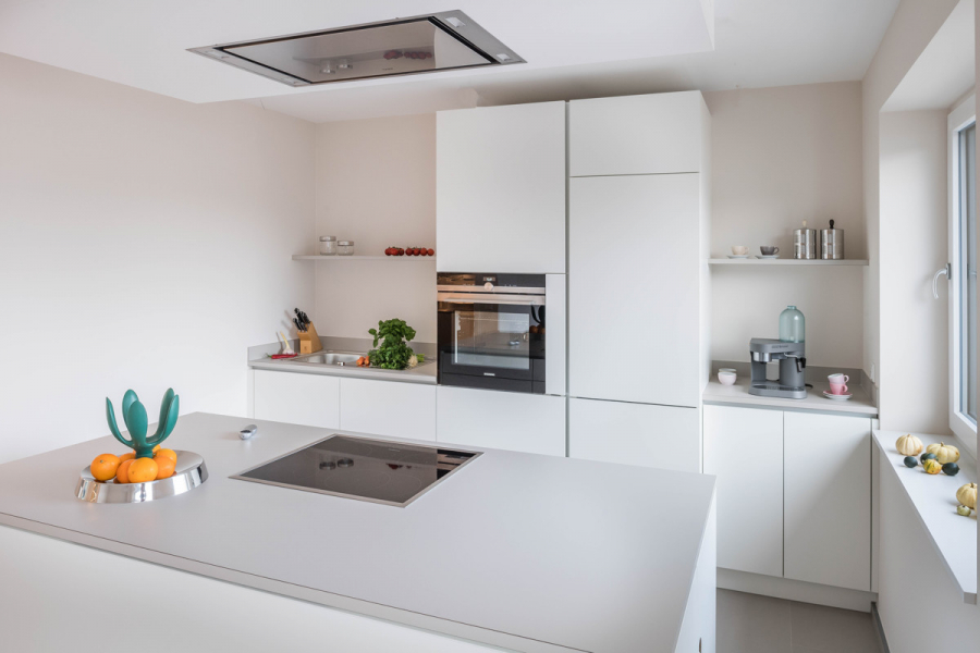 Küche - Außergewöhnlich schöne und hochwertig ausgestattete 2-Zimmer-Wohnung mit 60m² im Herzen von Haan.