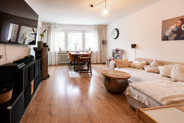 Sofort wohlfühlen. ca. 78m² gut geschnittene Drei-Zimmer-Wohnung mit Loggia., 42653 Solingen, Etagenwohnung