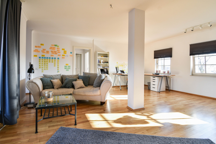 Wohnen - Zur Kapitalanlage: Denkmalgeschützte Komfortwohnung im Collegium Marianum!