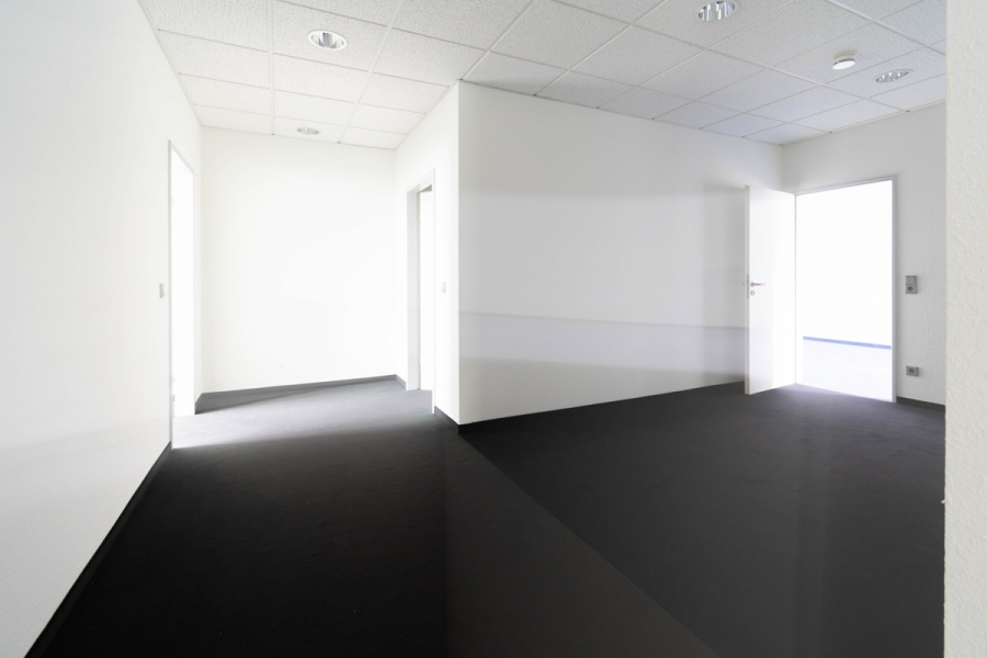 Gang hinterer Bereich - Ihr neues Büro mit 370m² im Düsseldorfer Süden! Perfekt gelegen, individuell gestaltbar, im 1.OG.