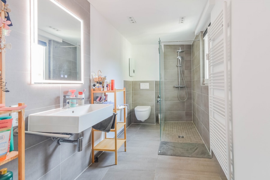 Modern wohnen in heller 2-Zimmer-Wohnung mit Aufzug - Photo 5