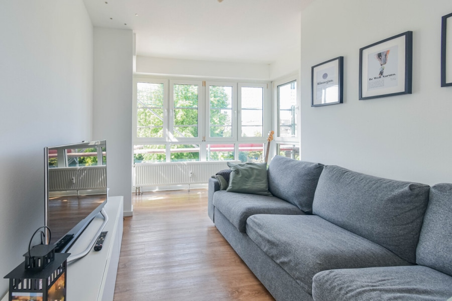 Modern wohnen in heller 2-Zimmer-Wohnung mit Aufzug - Photo 2