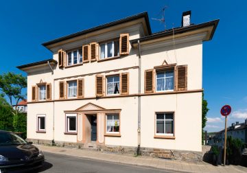 Mehrfamilienhaus in Velbert-Neviges mit Steigerungspotential., 42553 Velbert, Mehrfamilienhaus
