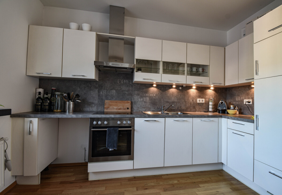 Küche - Zur Kapitalanlage: Denkmalgeschützte Komfortwohnung im Collegium Marianum!