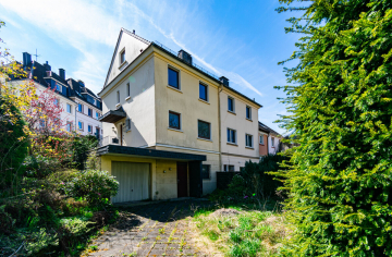 Handwerker aufgepasst! Viel Potenzial + Optionen. Charmantes Einfamilienhaus mit großem Grundstück., 42119 Wuppertal, Einfamilienhaus