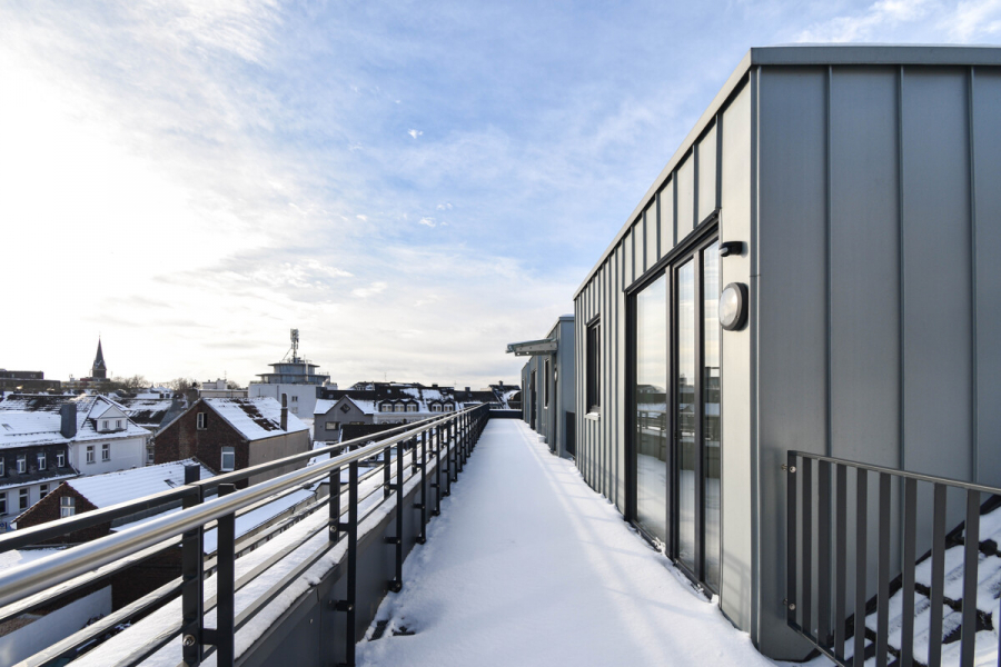 Titelbild - Exklusive 212m² Penthousewohnung mit Weitblick über Ohligs