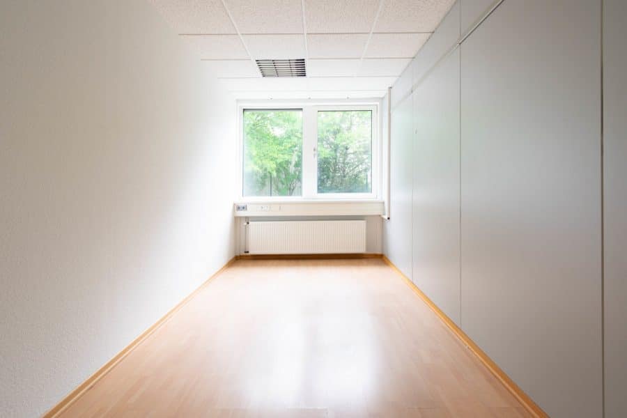 Ihr neues Büro im Düsseldorfer Süden! Perfekt gelegen und individuell gestaltbar im Erdgeschoss. - Büro Bsp. 2