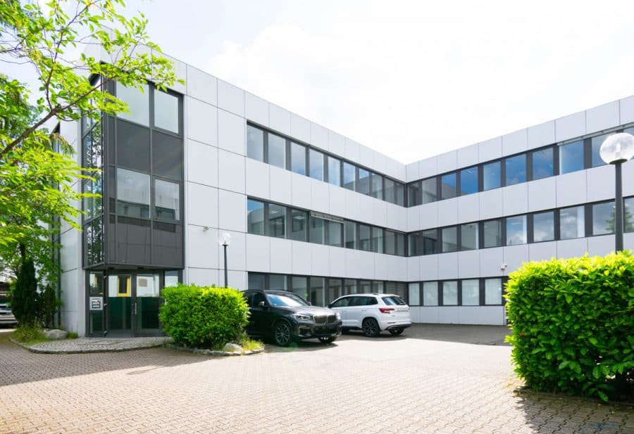 Ihr neues Büro im Düsseldorfer Süden! Perfekt gelegen und individuell gestaltbar im Erdgeschoss. - Aussenansicht hinteres Gebäude