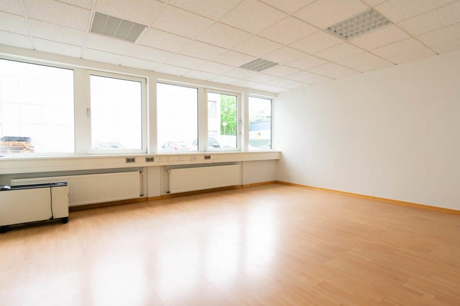 Ihr neues Büro im Düsseldorfer Süden! Perfekt gelegen und individuell gestaltbar im Erdgeschoss. - Büro Bsp. 3