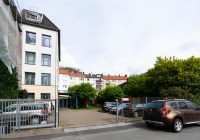 Einfahrt Gelände