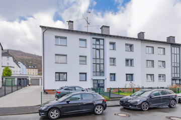 Solides Anlageobjekt. Entwicklungspotenzial. Modernisiertes Mehrfamilienhaus mit Ausbaureserve., 58135 Hagen / Haspe, Mehrfamilienhaus